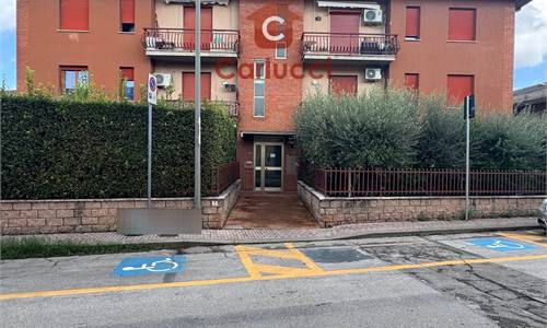 Montecatini Terme – Appartamento piano terra con giardino privato e posto auto