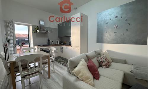 PONTE BUGGIANESE-TRILOCALE COMPLETAMENTE RISTRUTTURATO SENZA SPESE CONDOMINIALI