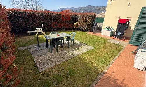 UZZANO-TRILOCALE PIANO TERRA CON GIARDINO PRIVATO