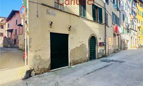 IMMOBILE IN VENDITA A PESCIA 